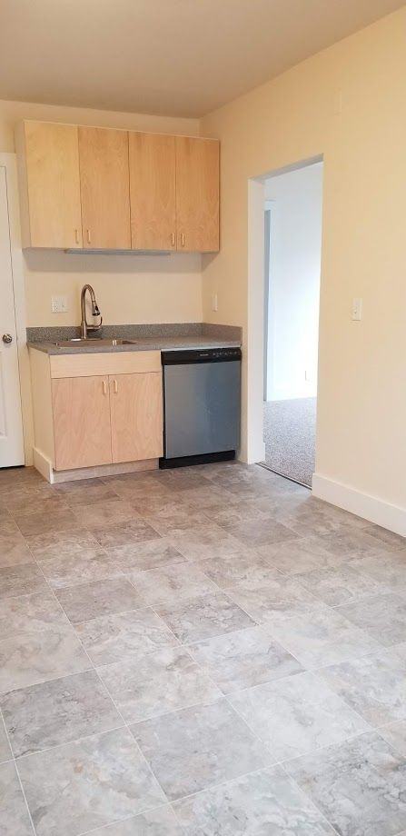 15 Main St - Photo 3 of 10