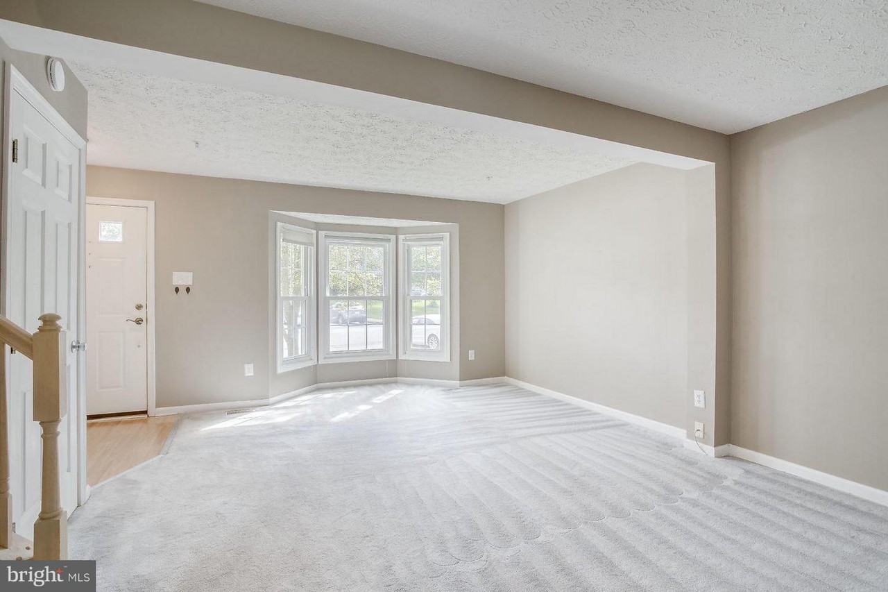 7952 Brightlight Pl - Photo 3 of 22