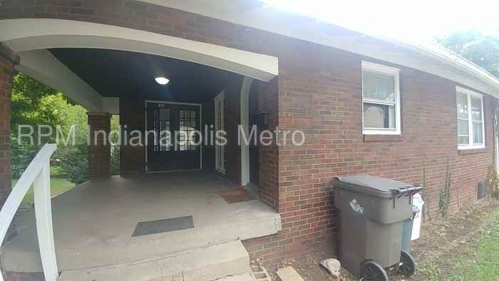 50 Jenny Ln - Photo 2 of 18