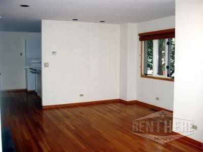 Belmont & Racine #K - Photo 3 of 5