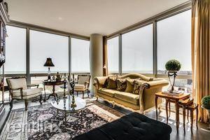 1901 S Calumet Ave - Photo 3 of 11