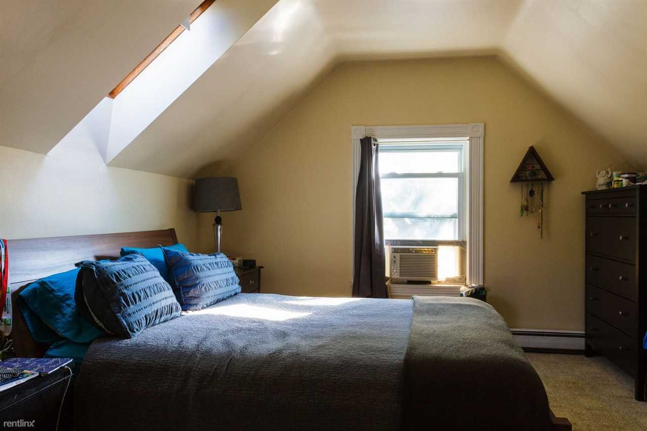 120 Upland Rd - Photo 2 of 13