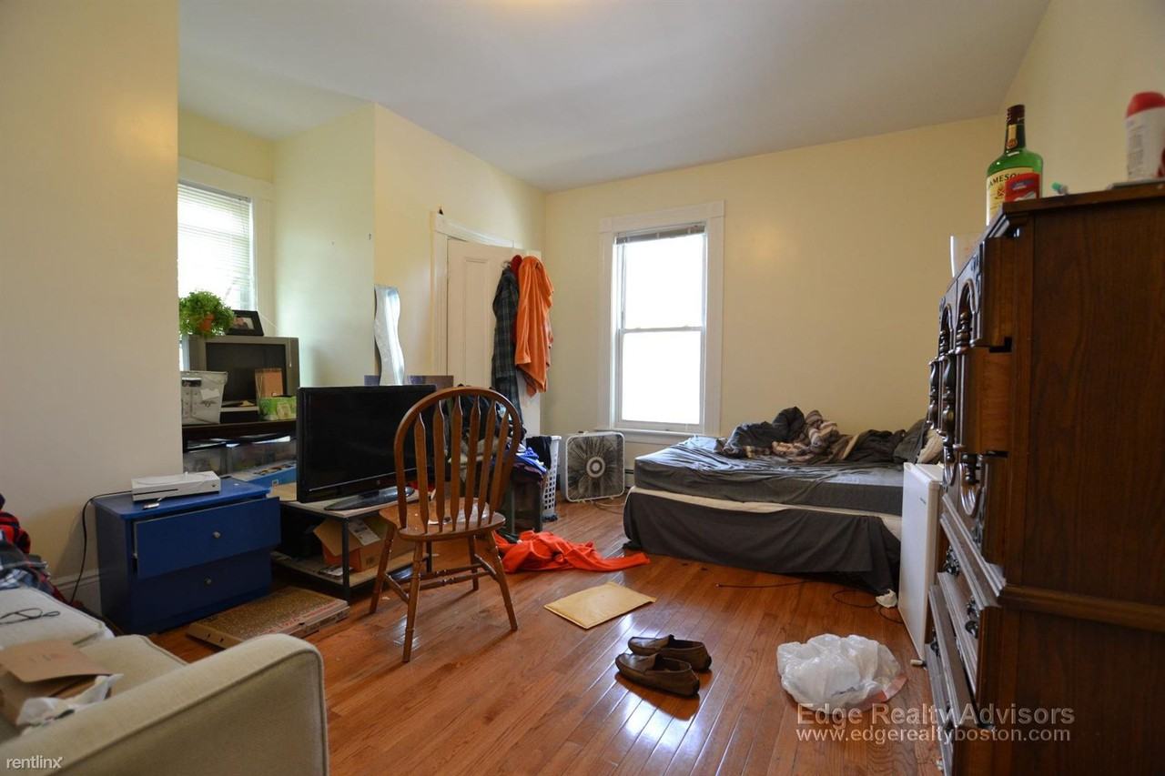 8 Sparhawk St #2XJ