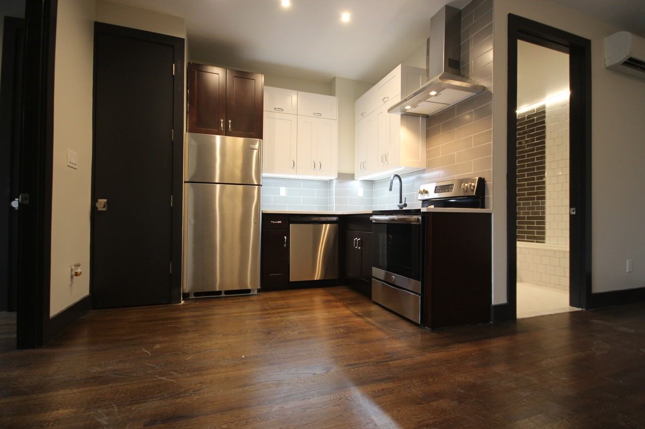 276 Nostrand Avenue #3H