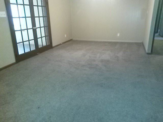 26 Cinnamon Dr - Photo 3 of 10
