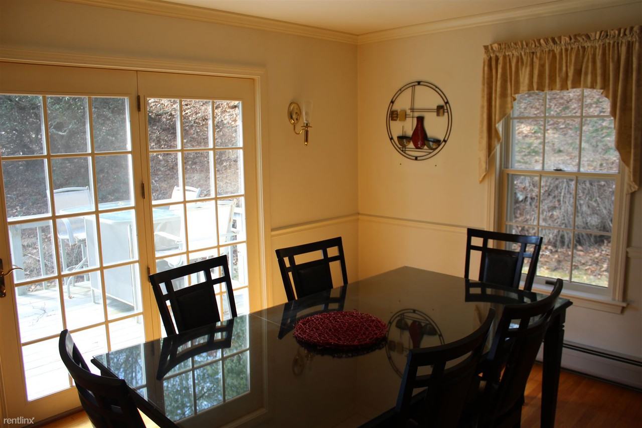 350 Ministerial Rd - Photo 2 of 7