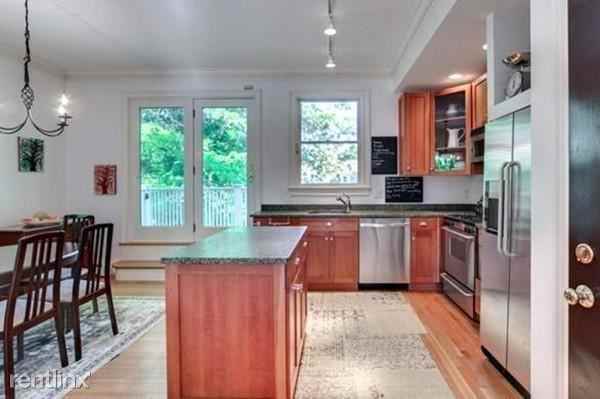 202 Chestnut Ave - Photo 3 of 13