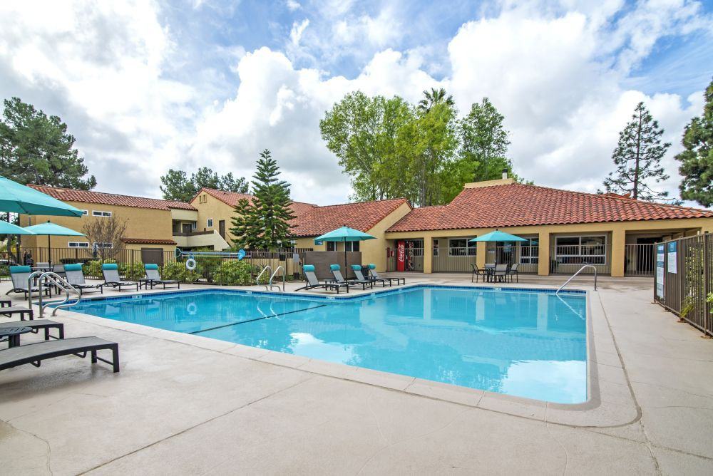 Verse San Diego 7575 Linda Vista Rd, San Diego, CA 92111 Apartment