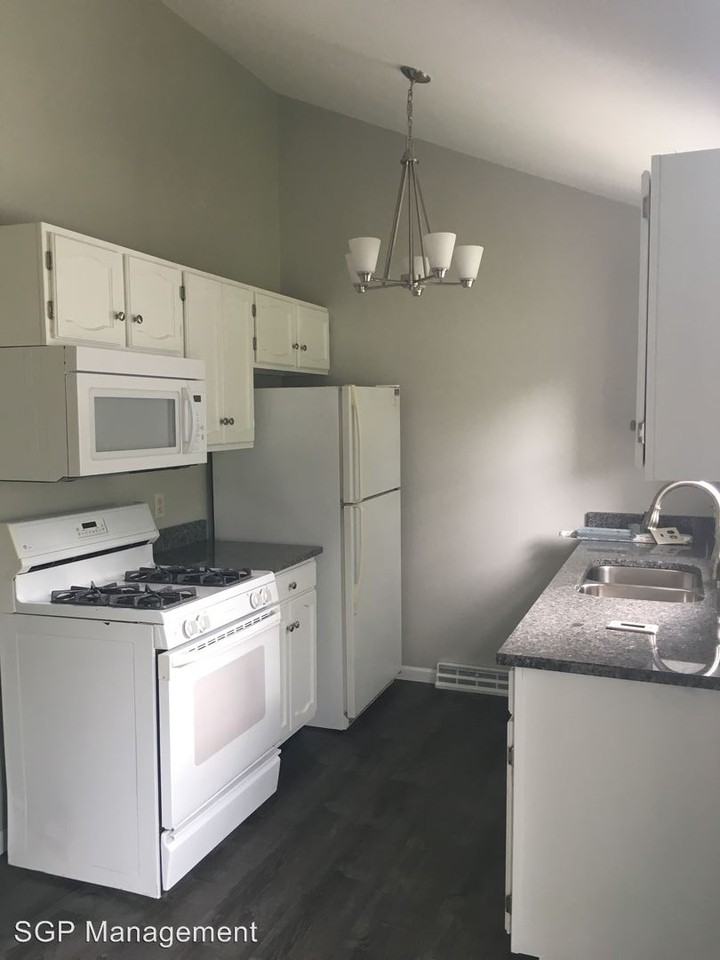 2023 Woodland Dr - Photo 3 of 9