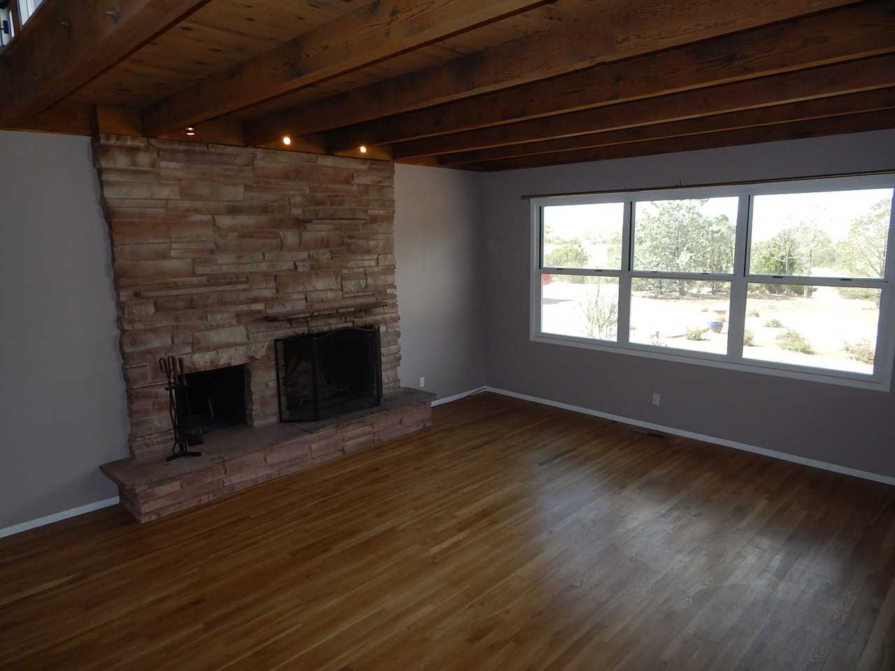 1905 Conejo Dr - Photo 3 of 24