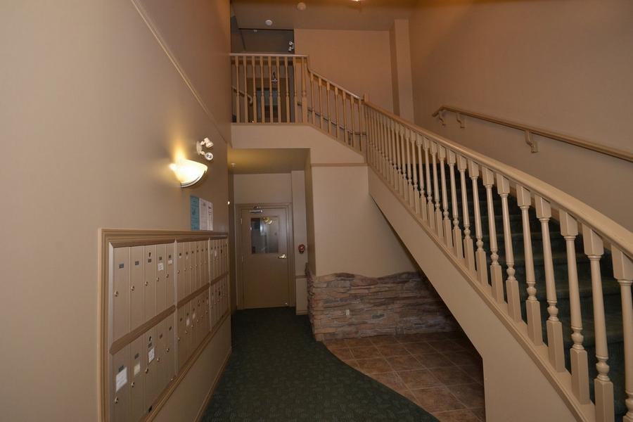 University Place - Photo 3 of 27