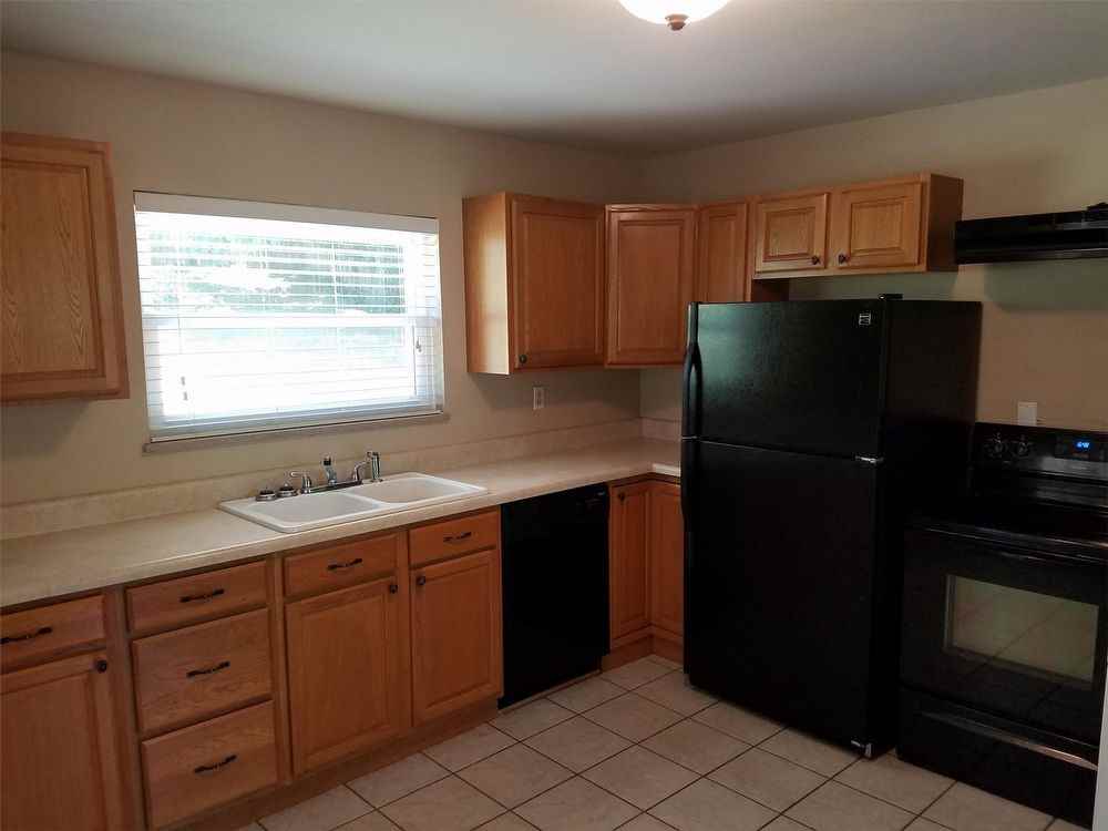 3253 Buffat Mill Rd - Photo 2 of 10