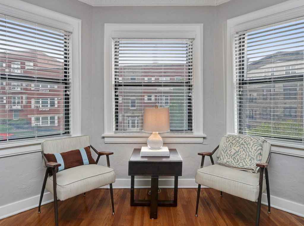 4502 Broadway Blvd - Photo 3 of 7