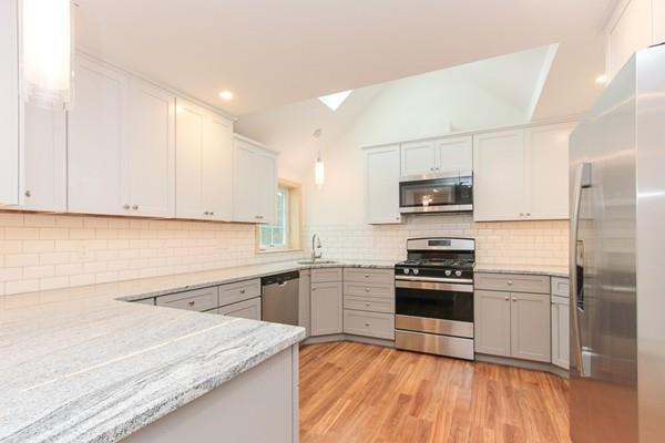 80 Union St - Photo 2 of 14