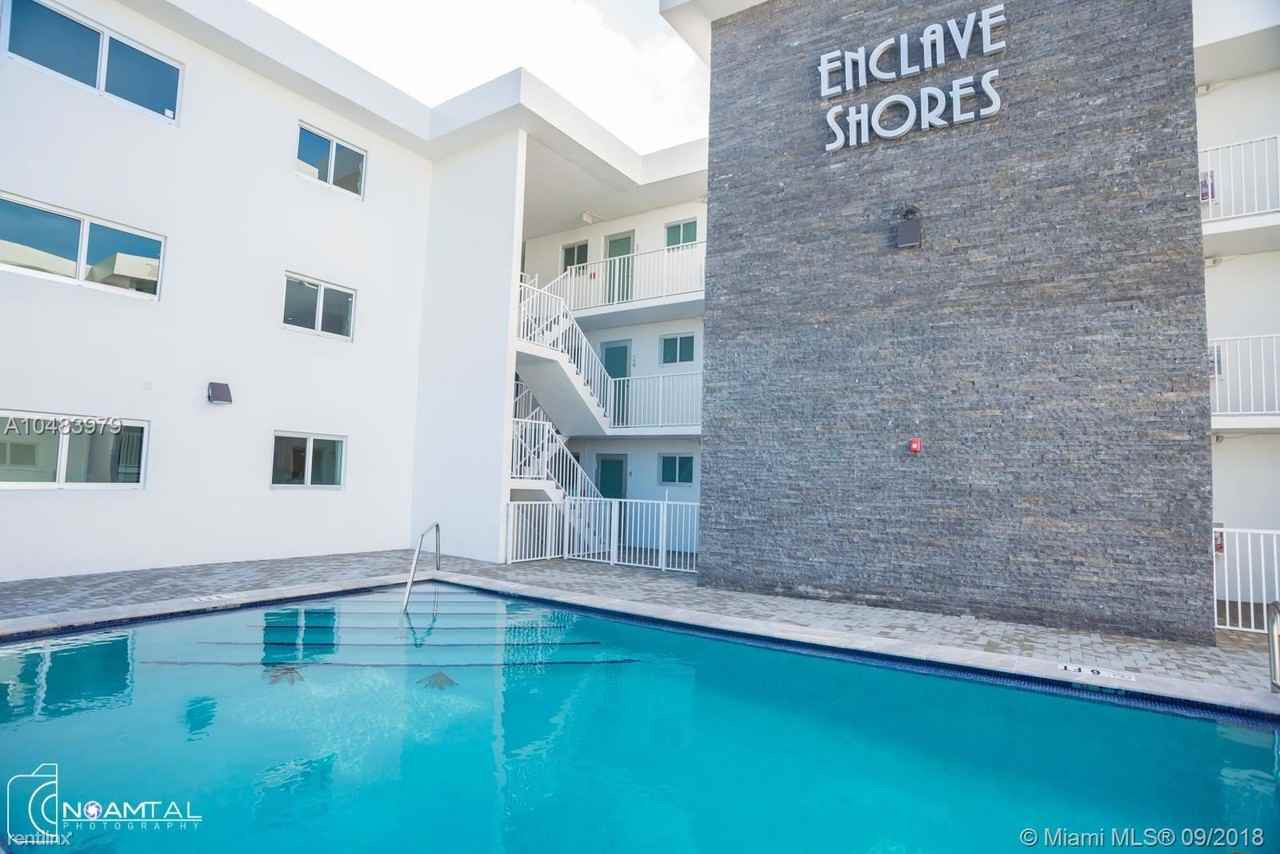 3755 NE 167th St - Photo 3 of 10