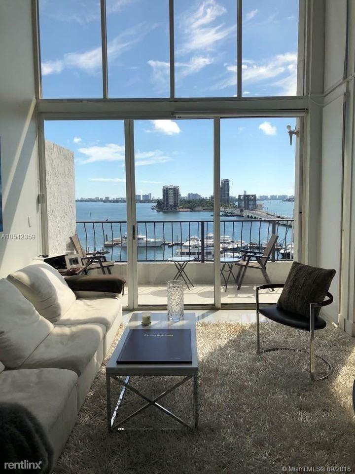 555 NE 15th St - Photo 2 of 9