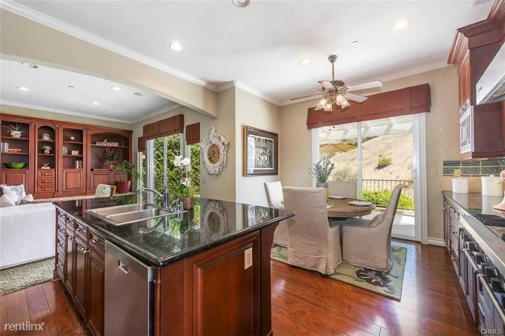 1121 Pinto Dr - Photo 2 of 29