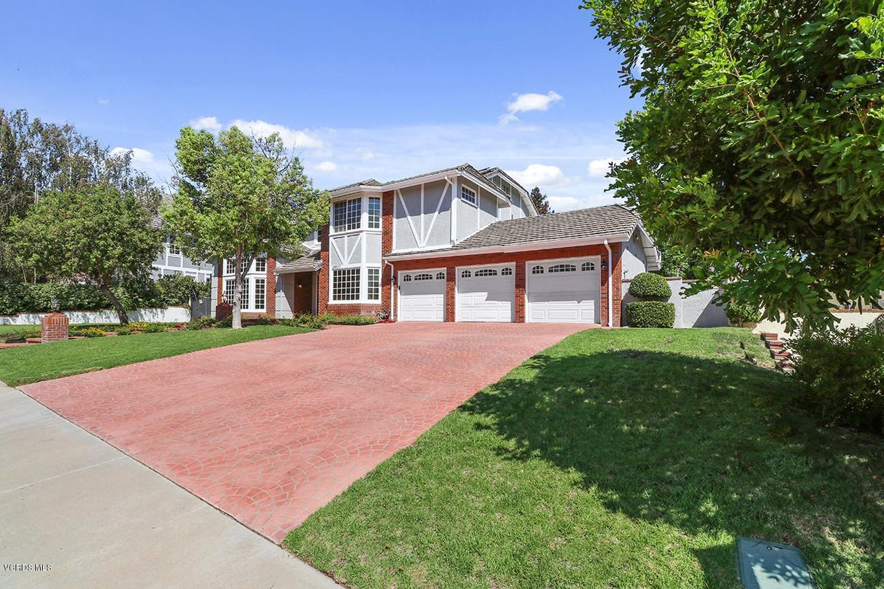 29507 Bertrand Dr - Photo 2 of 50