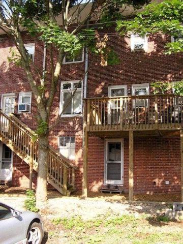 107 Virginia St - Photo 2 of 14