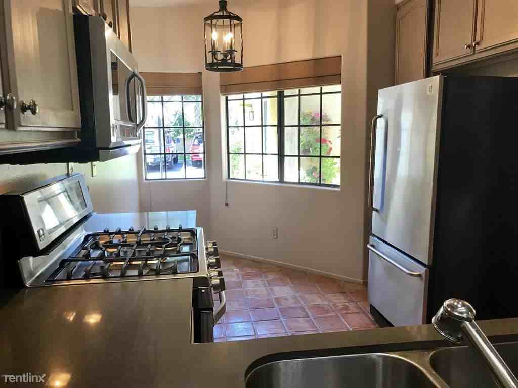 4791 Parma Dr - Photo 3 of 20