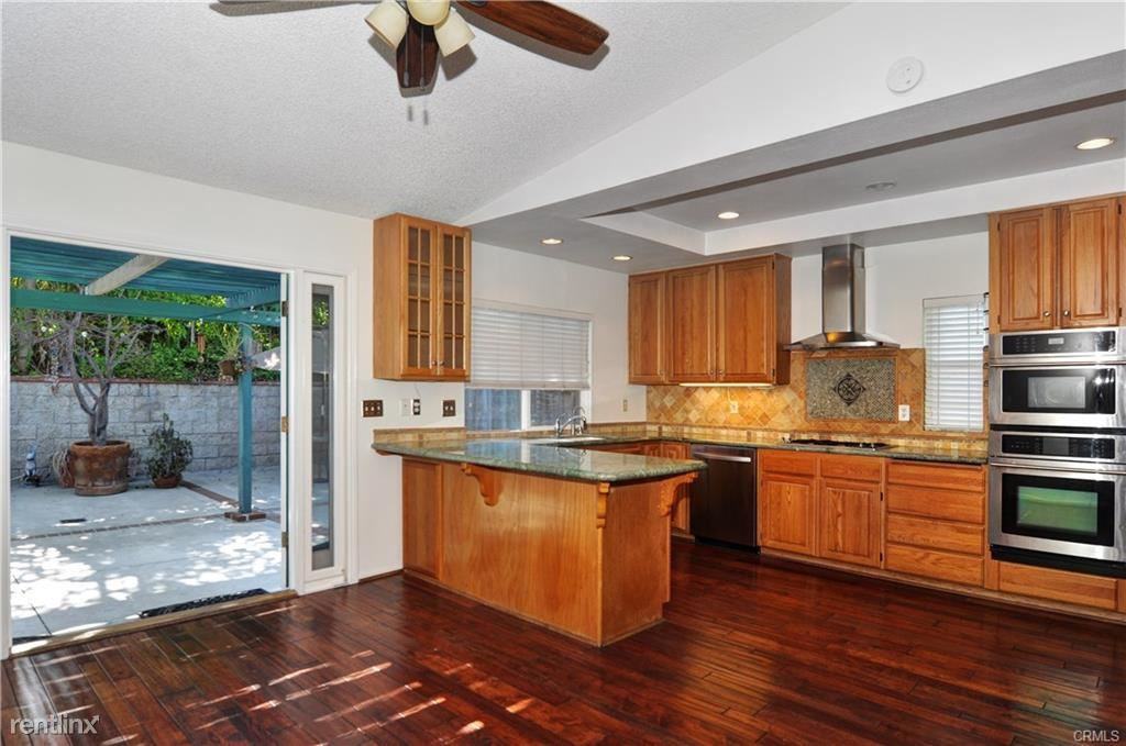 25151 Modoc Dr - Photo 2 of 16