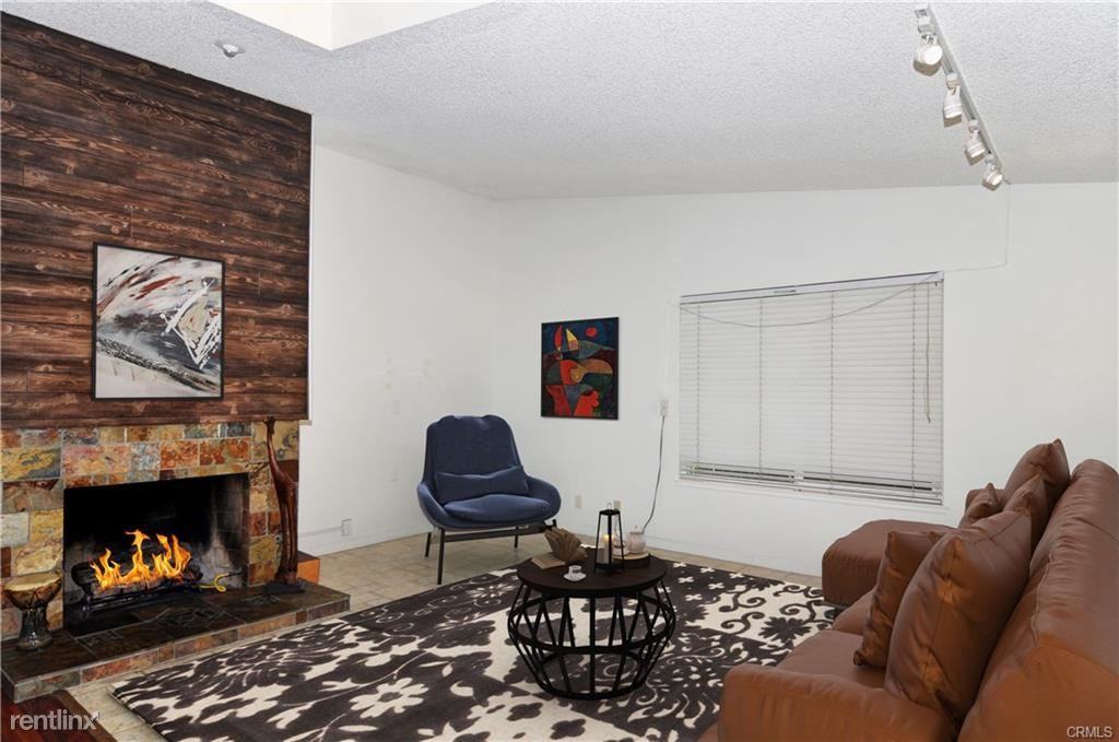 25151 Modoc Dr - Photo 3 of 16