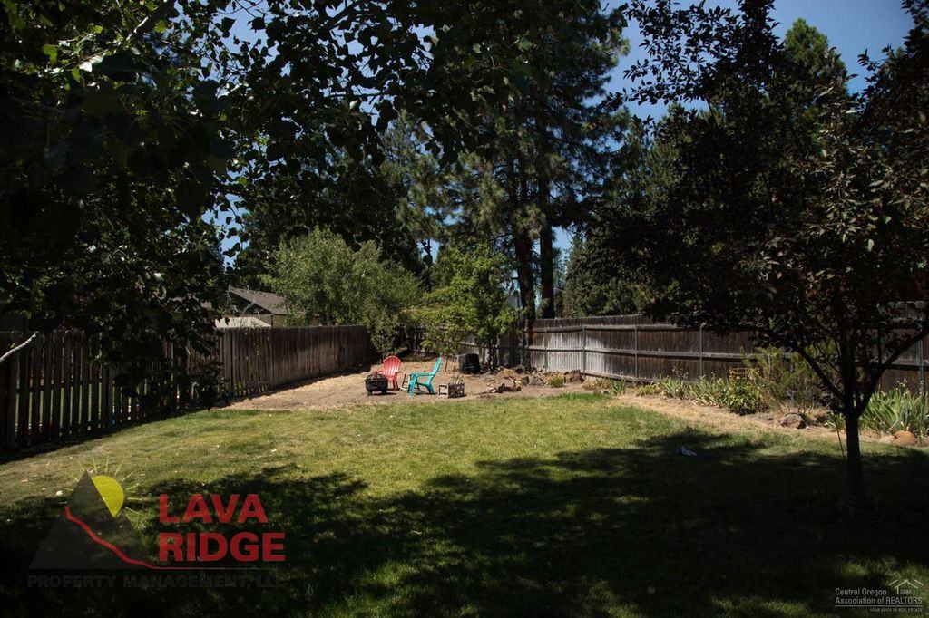 61087 Honkers Court - Photo 2 of 9