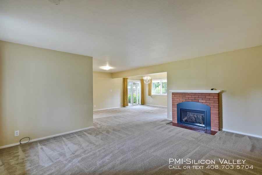 1075 McBain Ave - Photo 2 of 17