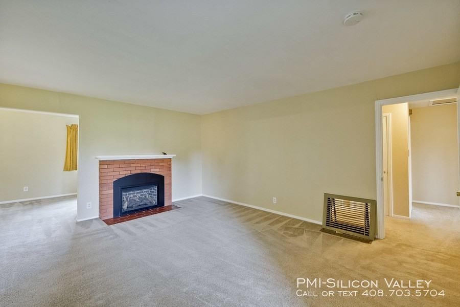 1075 McBain Ave - Photo 3 of 17