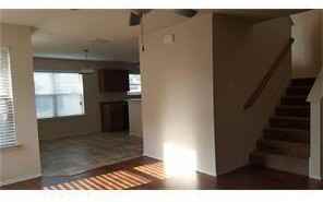 626 Fleming St - Photo 2 of 7