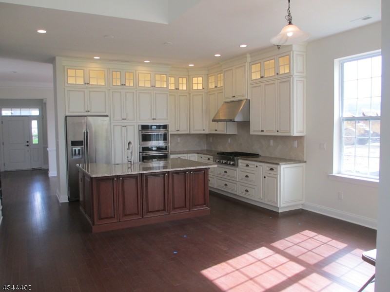 38 Gordon Way - Photo 3 of 17