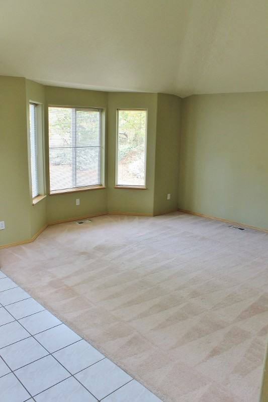 5742 SW Huddleson St - Photo 3 of 36