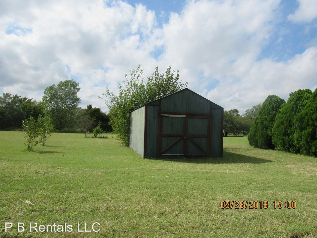 189 Landmark Rd - Photo 3 of 27