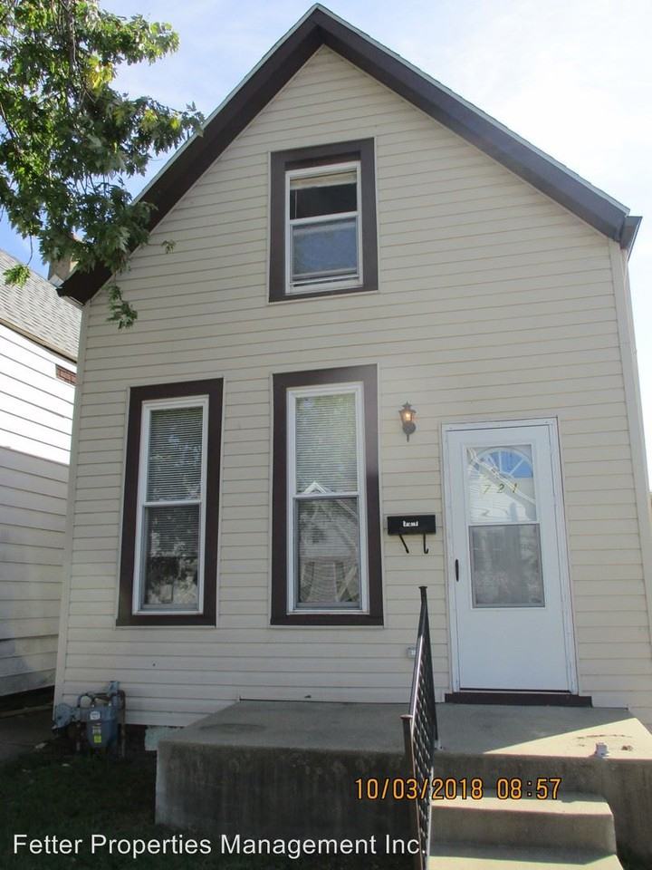 721 Hess Ave - Photo 2 of 10