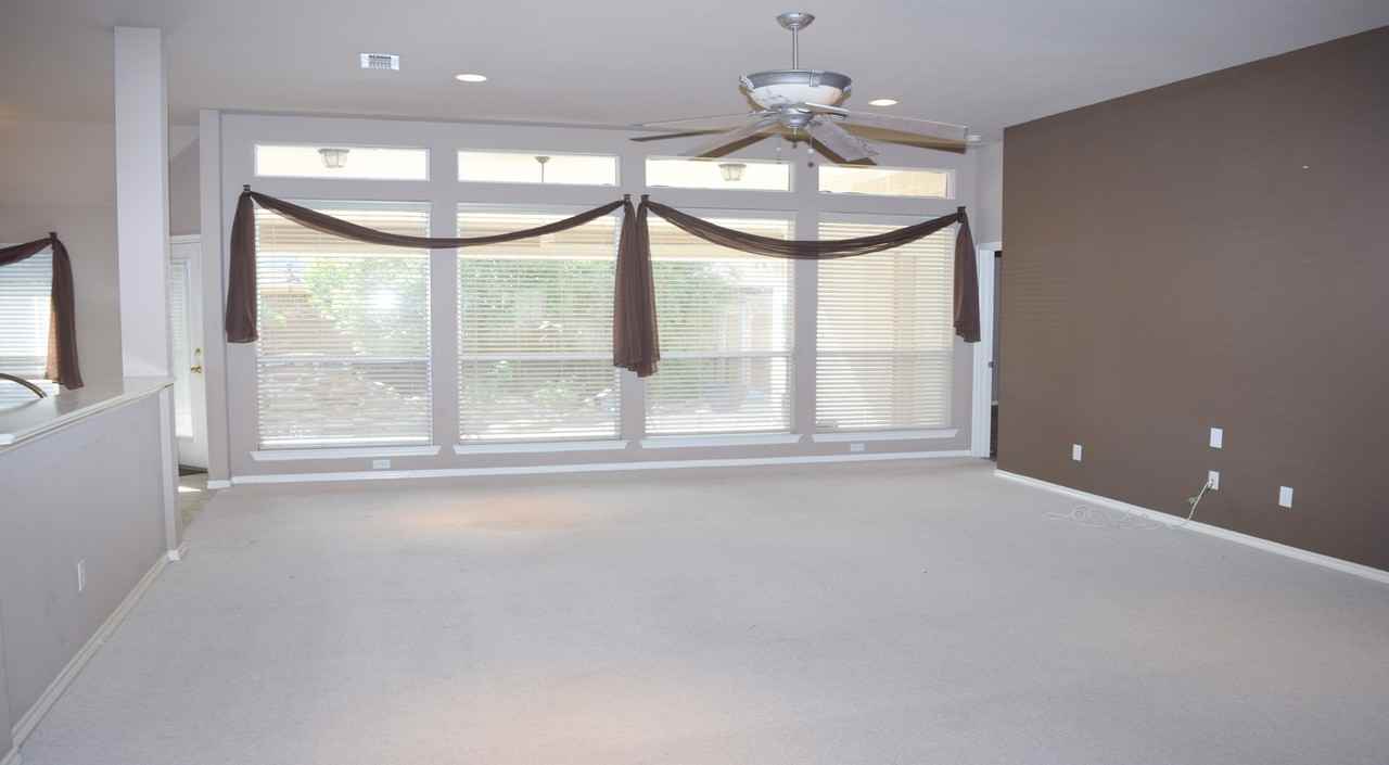 7236 Water Meadows Dr - Photo 2 of 27