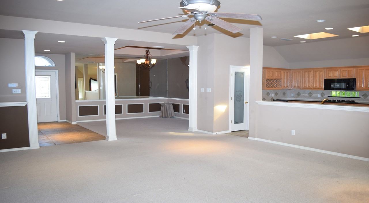 7236 Water Meadows Dr - Photo 3 of 27