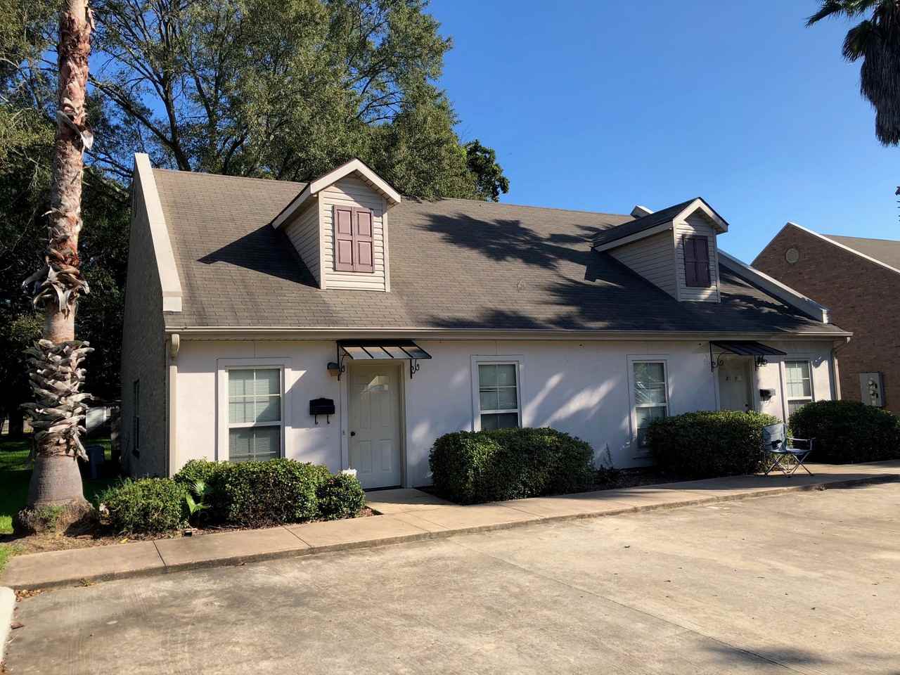 2801 Warren Ave - Photo 2 of 15