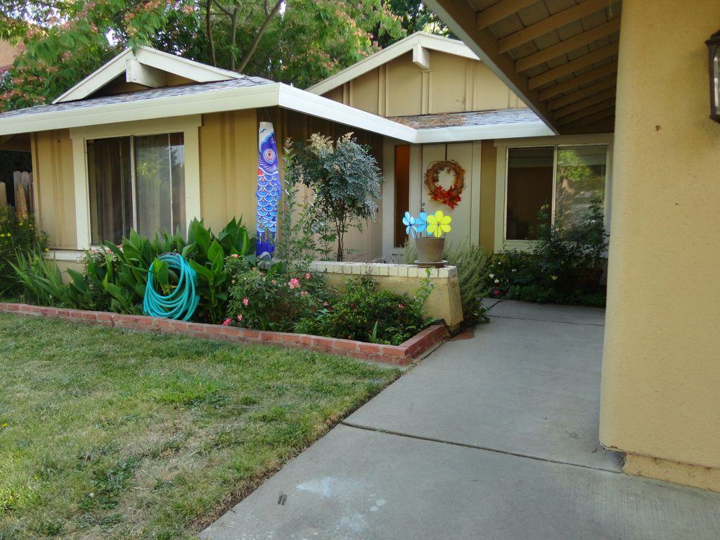 2913 Davenport Way - Photo 2 of 13