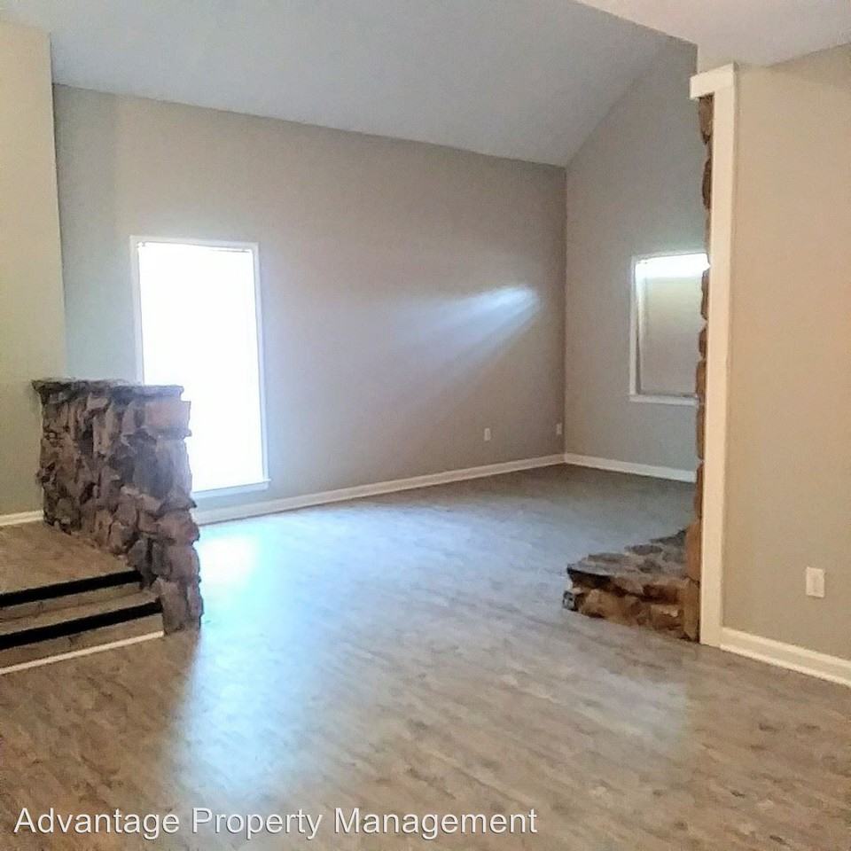 5164 Brushwood Dr - Photo 3 of 12