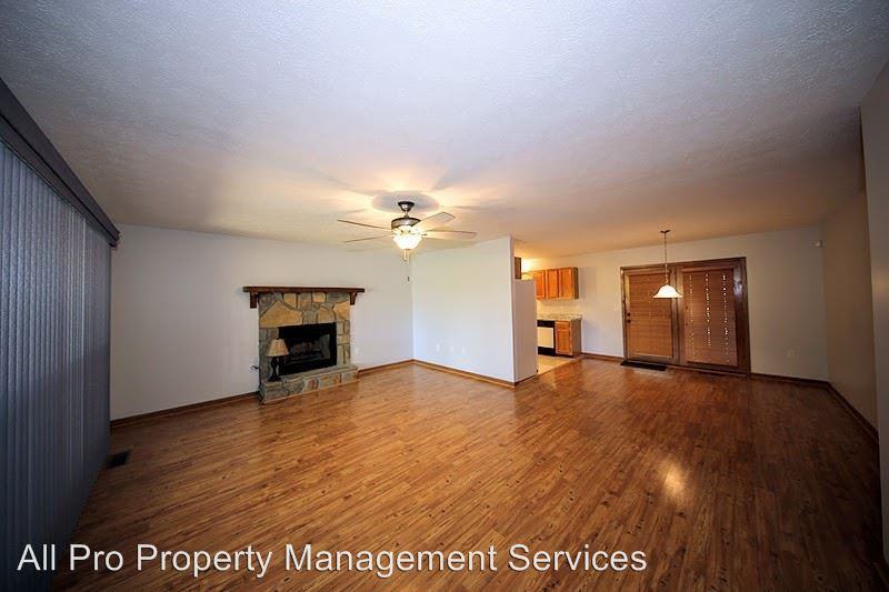 2612 Dellwood Dr - Photo 2 of 22