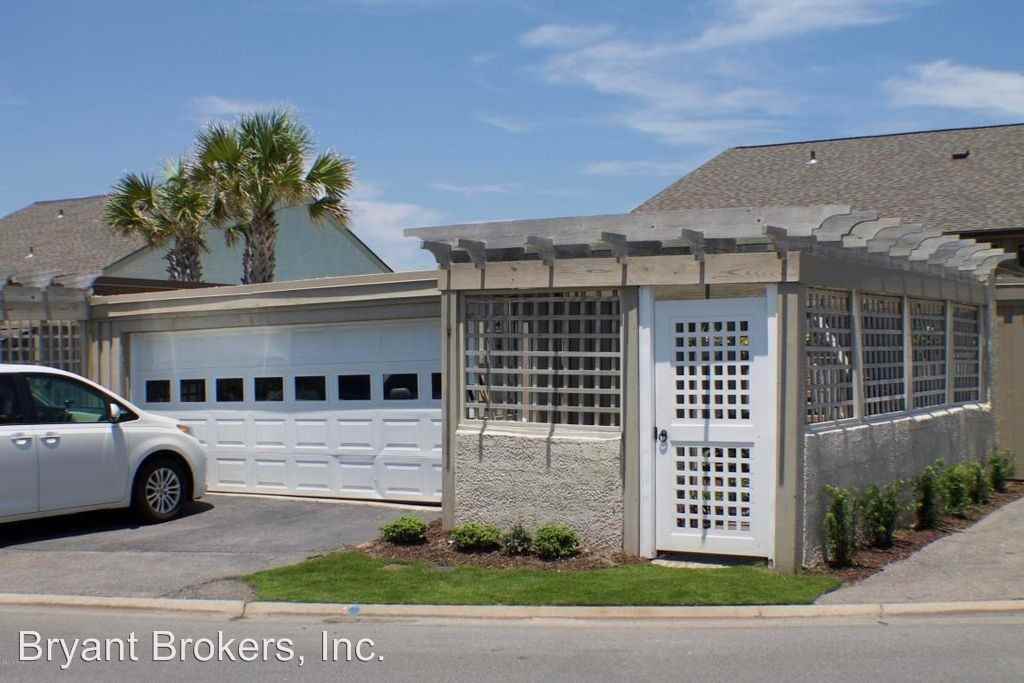 131 Ocean Point Dr - Photo 2 of 34