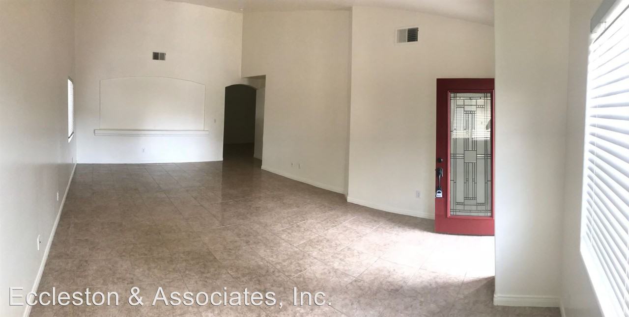 11900 Montague Ave - Photo 3 of 24