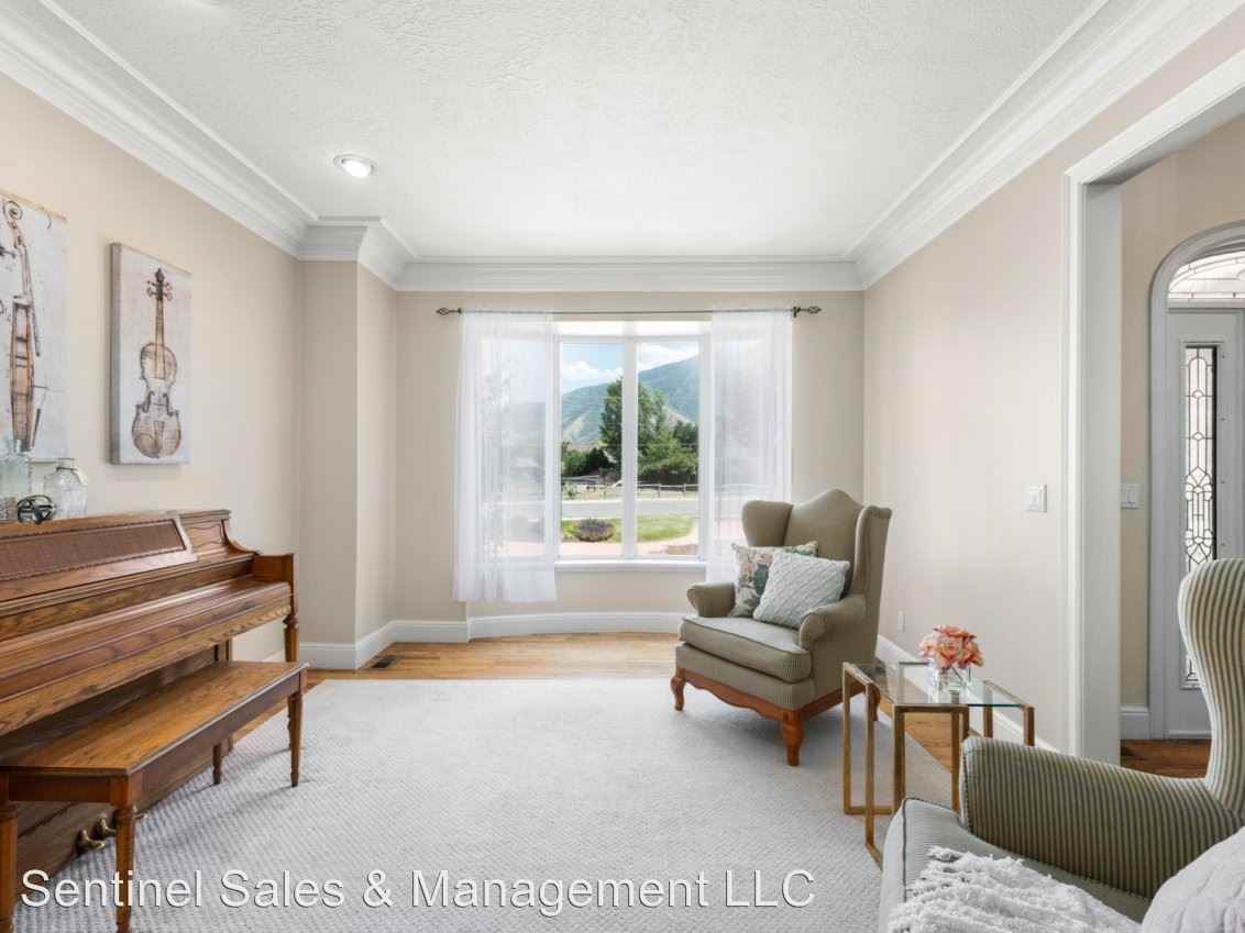 1519 N 1000 W - Photo 3 of 41