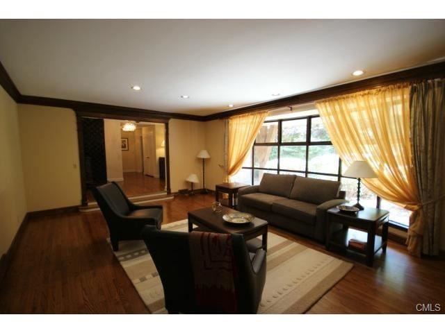 119 Old Hyde Rd - Photo 2 of 21