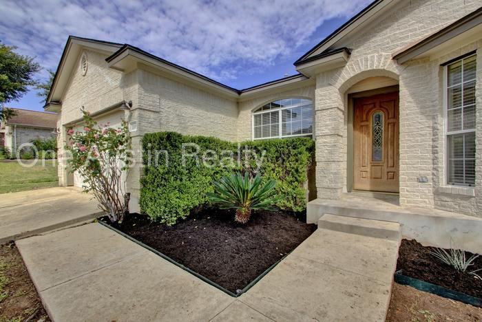 2116 Juniper Trail - Photo 2 of 17