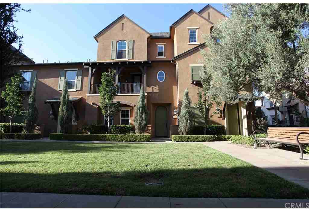 724 S Olive St, Anaheim, CA 92805 3 Bedroom Condo for Rent for $3,000