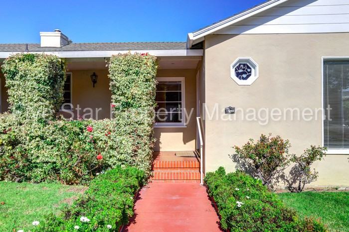 1640 Westmoor Rd - Photo 3 of 21