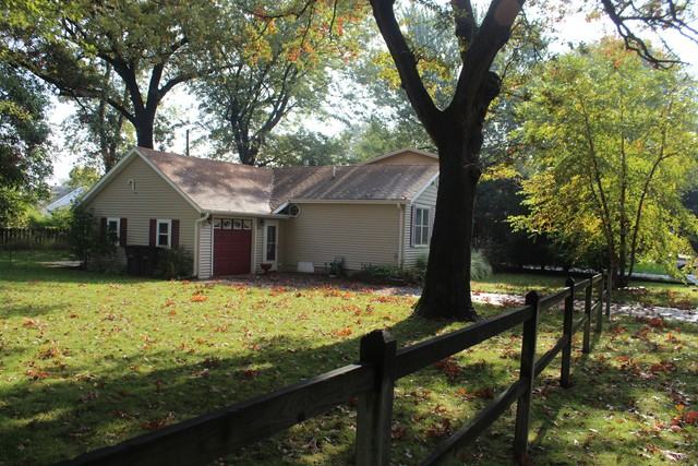 218 S 1st St - Photo 3 of 40