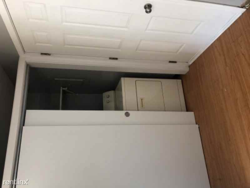 167 NW Ebberts Ave - Photo 2 of 12