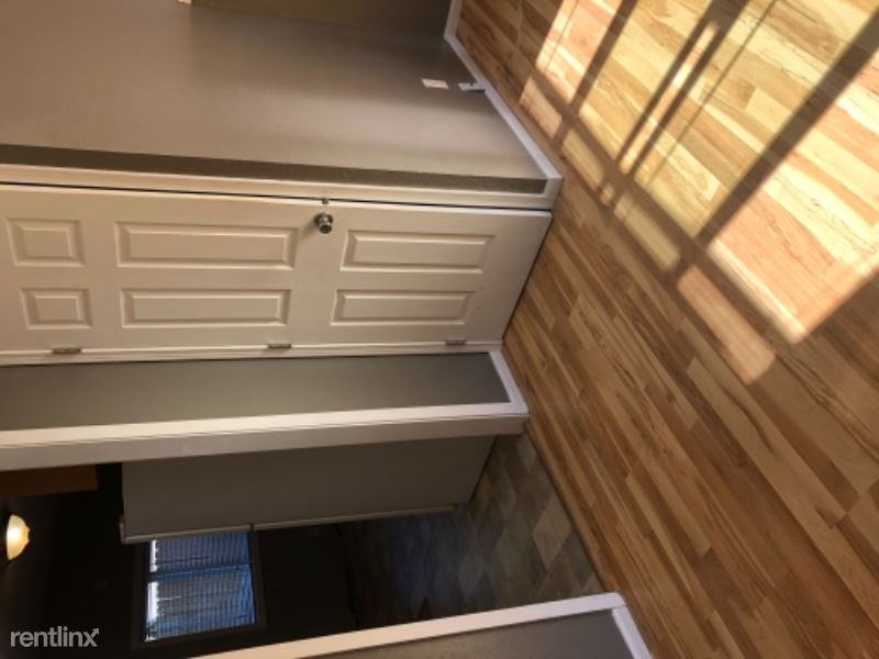 167 NW Ebberts Ave - Photo 3 of 12